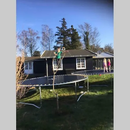 Eldorado For Children In - 5brs 2 Bthrs Hébergement de vacances